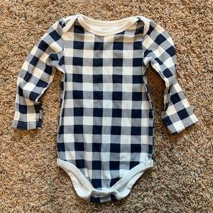 HB Baby Unisex Navy Blue White Gingham Plaid Long Sleeve Snap Closure Onsie 18M